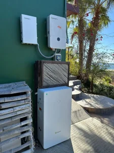 Descubre cómo nuestros servicios de energía solar en México ofrecen soluciones innovadoras y eficientes para tu hogar o negocio.